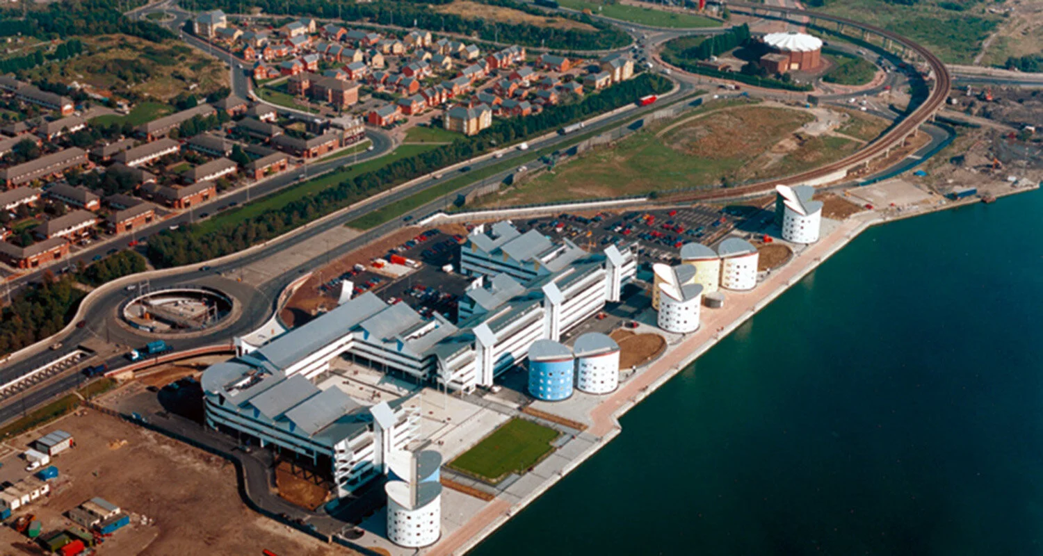 University of East London Docklands Kampüsü Yaz Okulu